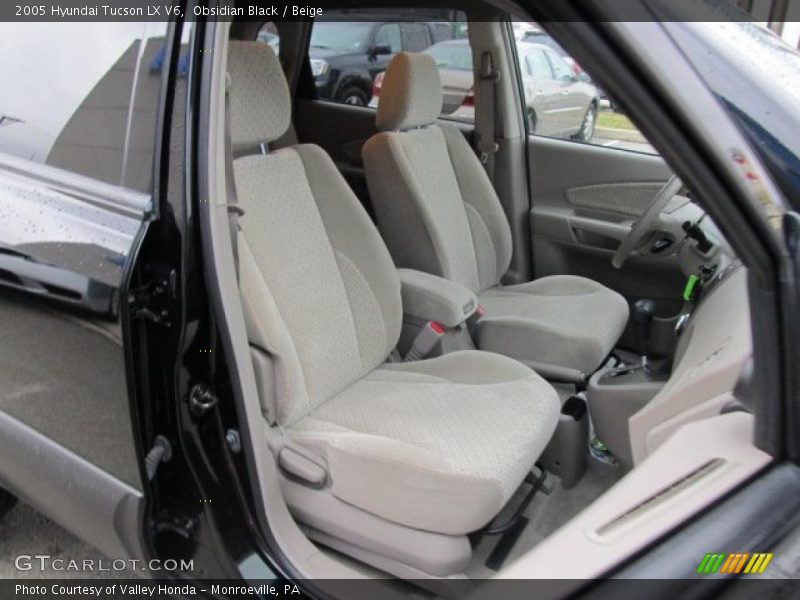 Obsidian Black / Beige 2005 Hyundai Tucson LX V6