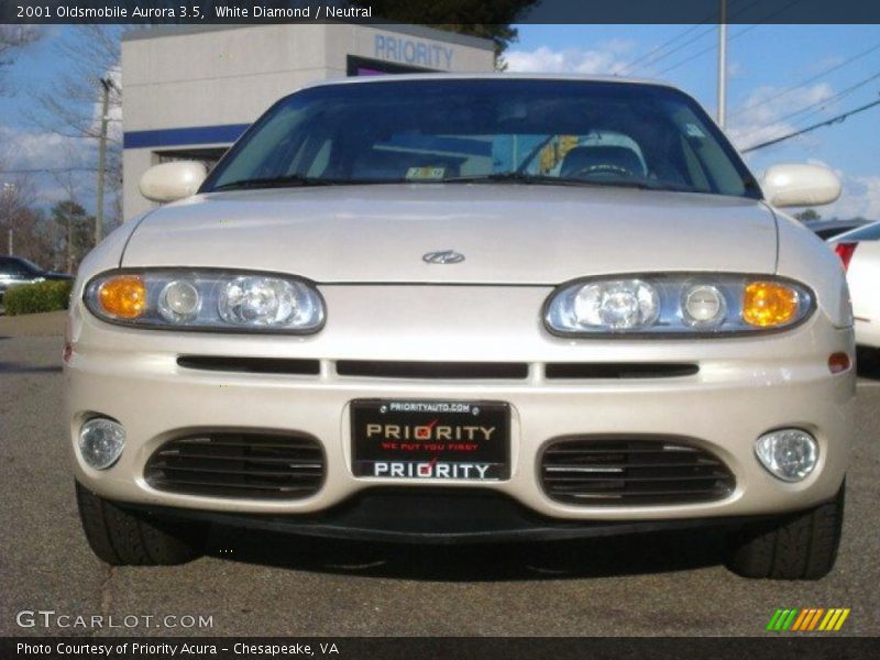 White Diamond / Neutral 2001 Oldsmobile Aurora 3.5