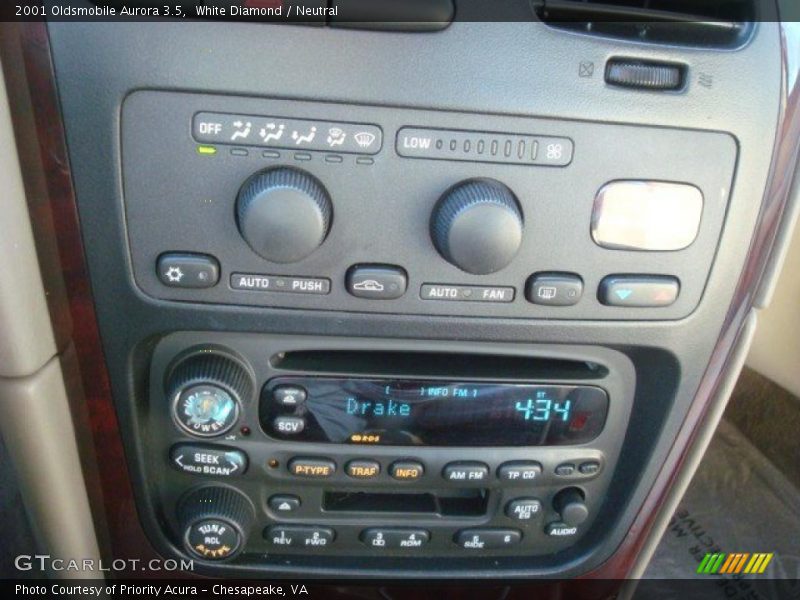 White Diamond / Neutral 2001 Oldsmobile Aurora 3.5