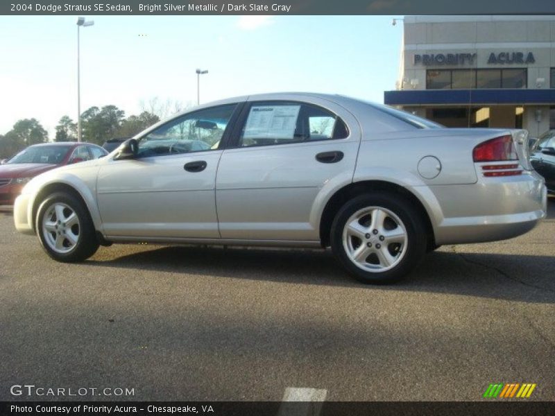 Bright Silver Metallic / Dark Slate Gray 2004 Dodge Stratus SE Sedan