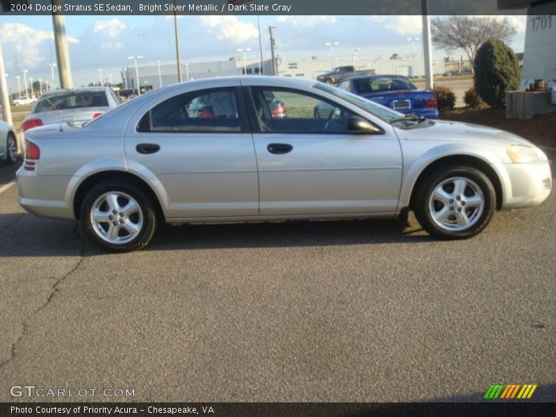 Bright Silver Metallic / Dark Slate Gray 2004 Dodge Stratus SE Sedan
