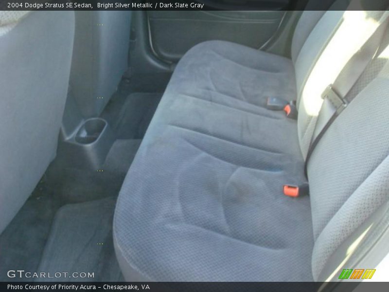 Bright Silver Metallic / Dark Slate Gray 2004 Dodge Stratus SE Sedan