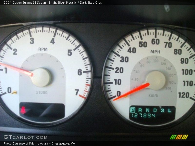 Bright Silver Metallic / Dark Slate Gray 2004 Dodge Stratus SE Sedan