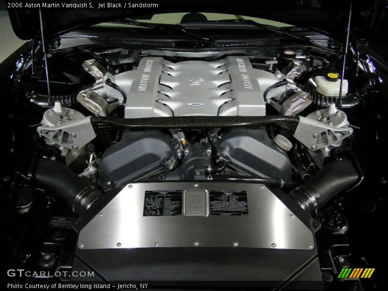 Jet Black / Sandstorm 2006 Aston Martin Vanquish S