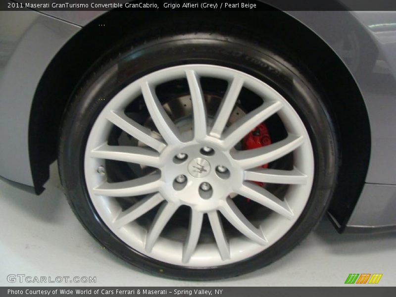 Grigio Alfieri (Grey) / Pearl Beige 2011 Maserati GranTurismo Convertible GranCabrio