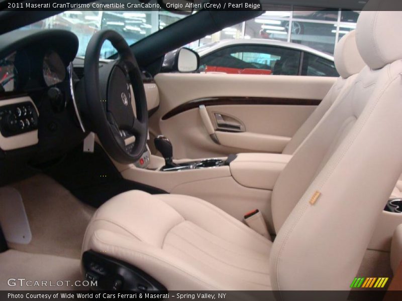 Grigio Alfieri (Grey) / Pearl Beige 2011 Maserati GranTurismo Convertible GranCabrio