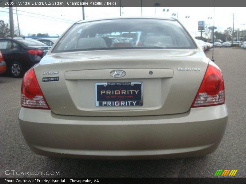 Champagne Metallic / Beige 2005 Hyundai Elantra GLS Sedan