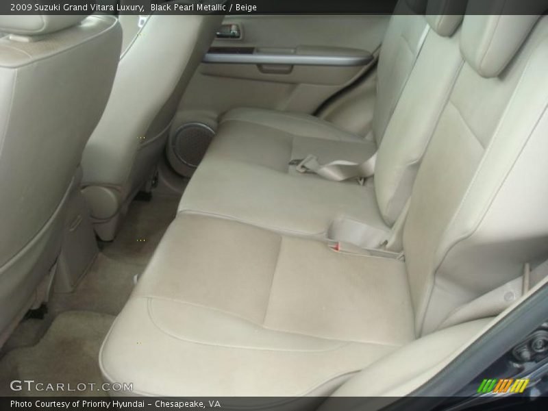  2009 Grand Vitara Luxury Beige Interior