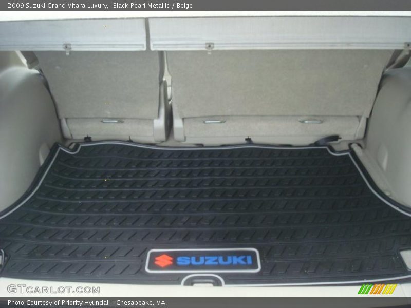  2009 Grand Vitara Luxury Trunk