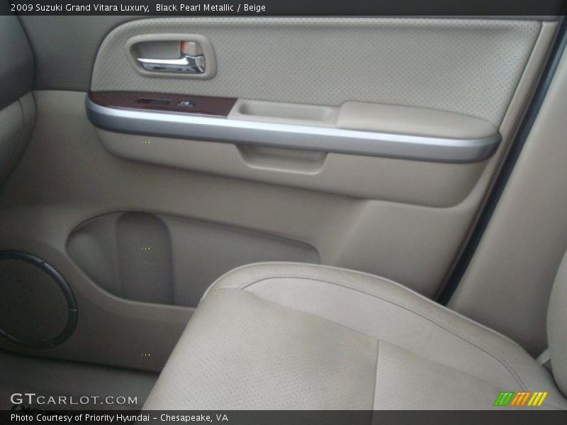 Black Pearl Metallic / Beige 2009 Suzuki Grand Vitara Luxury