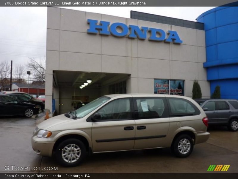 Linen Gold Metallic / Dark Khaki/Light Graystone 2005 Dodge Grand Caravan SE