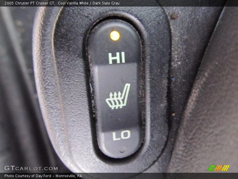 Cool Vanilla White / Dark Slate Gray 2005 Chrysler PT Cruiser GT
