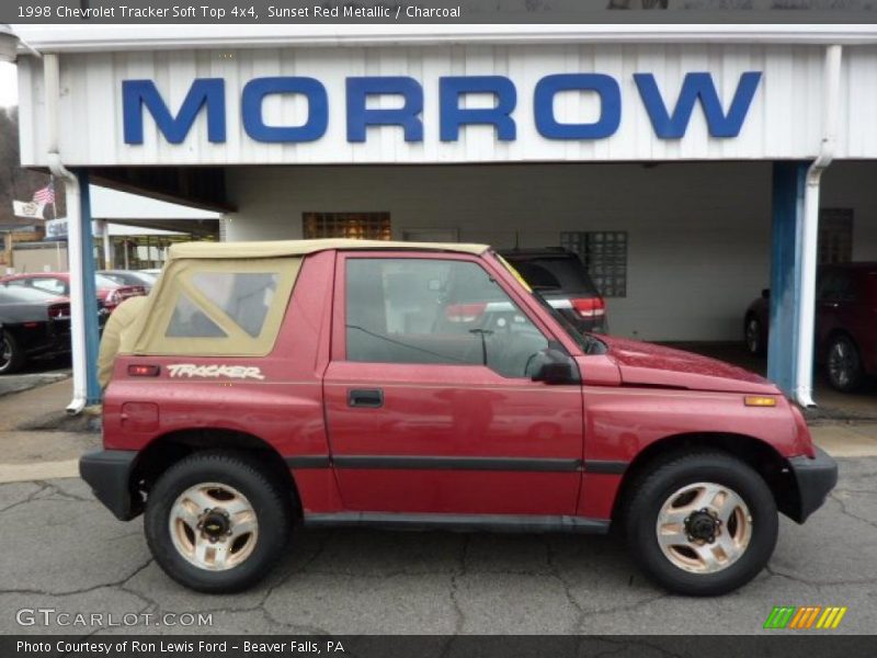 Sunset Red Metallic / Charcoal 1998 Chevrolet Tracker Soft Top 4x4