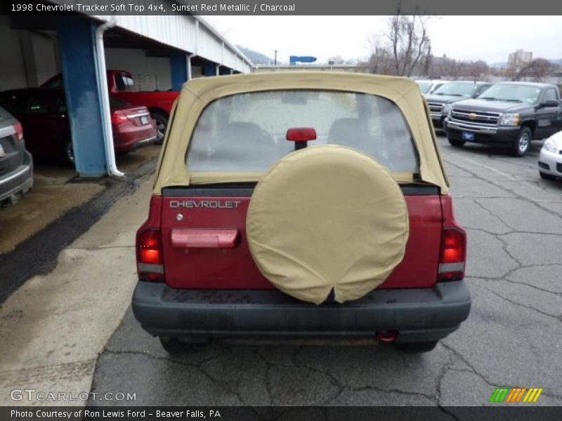 Sunset Red Metallic / Charcoal 1998 Chevrolet Tracker Soft Top 4x4