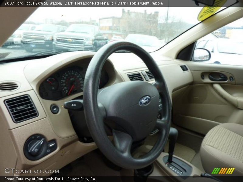  2007 Focus ZXW SE Wagon Dark Pebble/Light Pebble Interior