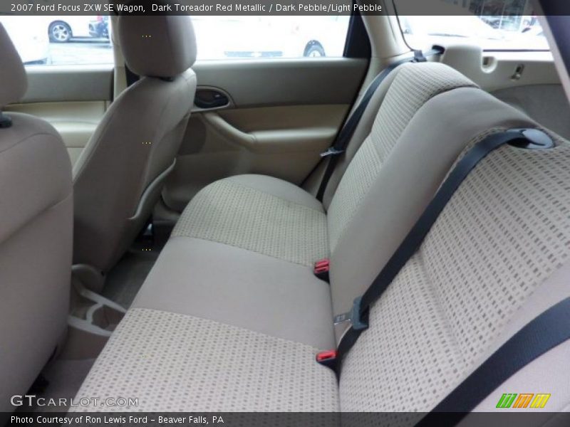  2007 Focus ZXW SE Wagon Dark Pebble/Light Pebble Interior