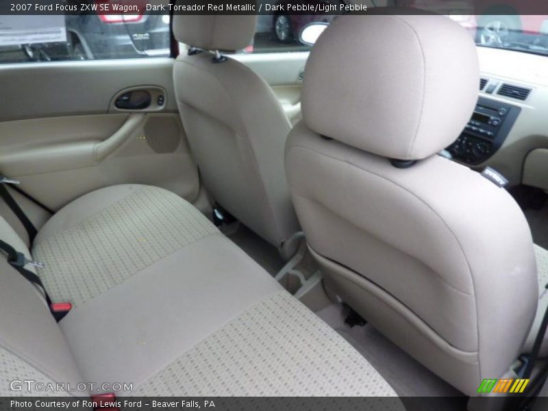  2007 Focus ZXW SE Wagon Dark Pebble/Light Pebble Interior