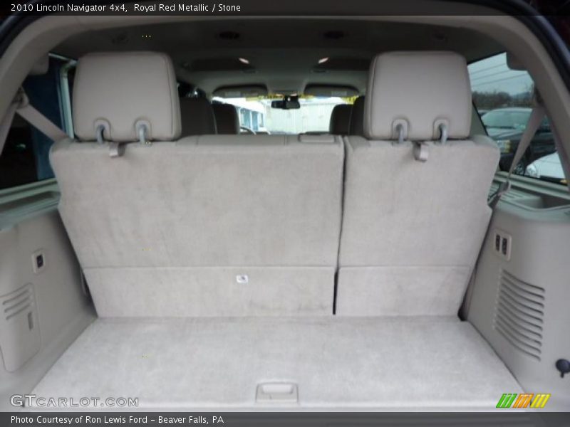  2010 Navigator 4x4 Trunk