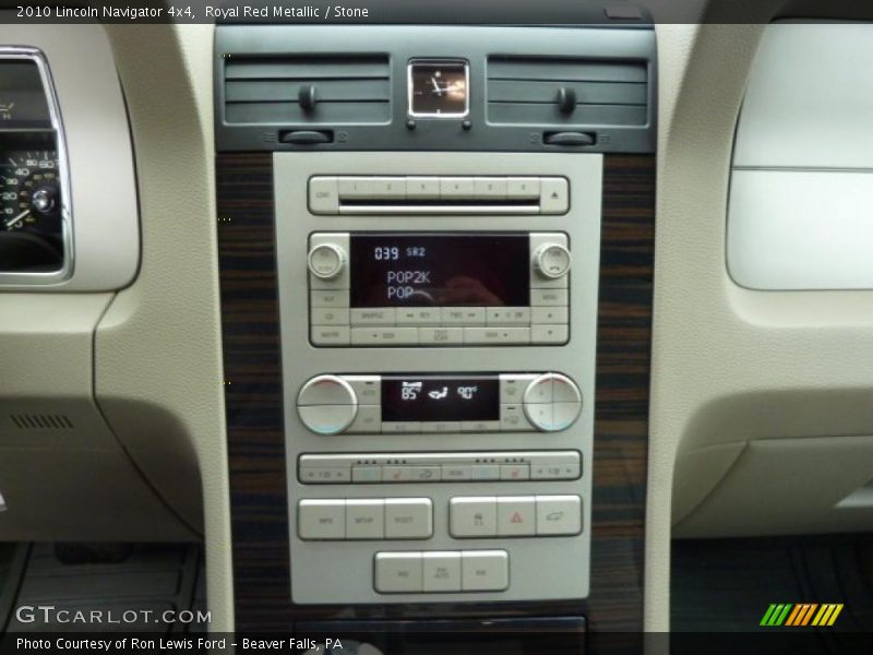 Controls of 2010 Navigator 4x4