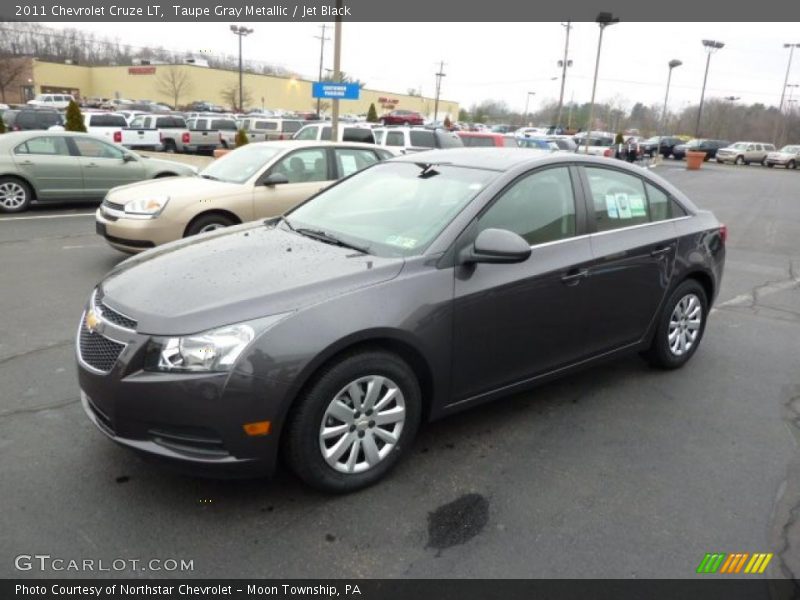 Taupe Gray Metallic / Jet Black 2011 Chevrolet Cruze LT