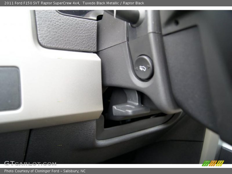 Controls of 2011 F150 SVT Raptor SuperCrew 4x4