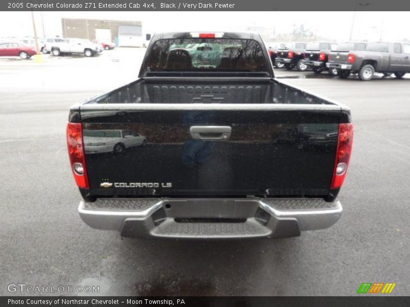 Black / Very Dark Pewter 2005 Chevrolet Colorado Z71 Extended Cab 4x4