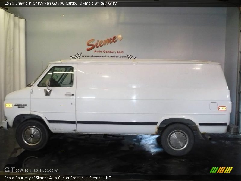 Olympic White / Gray 1996 Chevrolet Chevy Van G3500 Cargo