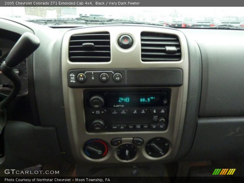 Black / Very Dark Pewter 2005 Chevrolet Colorado Z71 Extended Cab 4x4