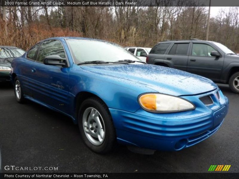 Front 3/4 View of 2000 Grand Am SE Coupe