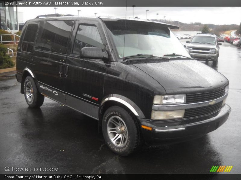 Front 3/4 View of 1998 Astro AWD Passenger Van