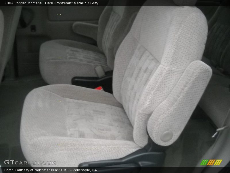  2004 Montana  Gray Interior