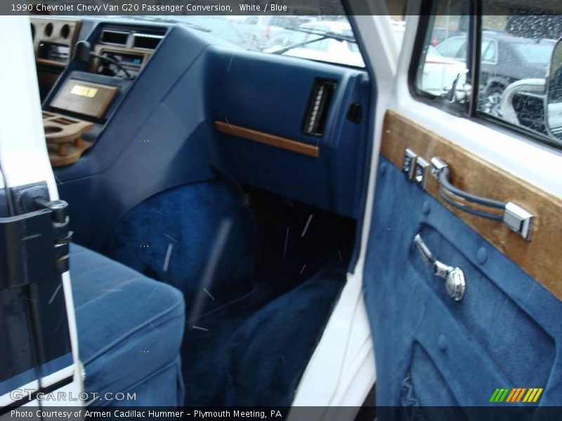 White / Blue 1990 Chevrolet Chevy Van G20 Passenger Conversion