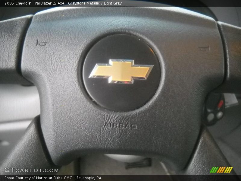 Graystone Metallic / Light Gray 2005 Chevrolet TrailBlazer LS 4x4