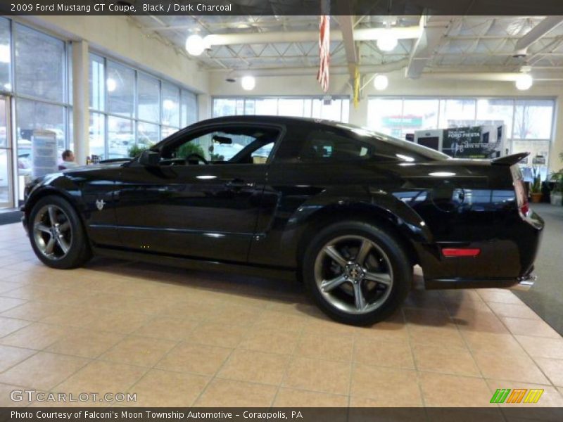Black / Dark Charcoal 2009 Ford Mustang GT Coupe