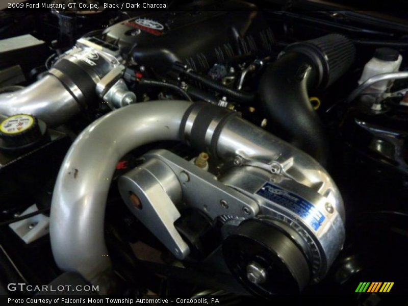 Black / Dark Charcoal 2009 Ford Mustang GT Coupe