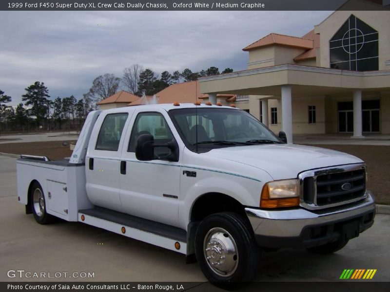 Oxford White / Medium Graphite 1999 Ford F450 Super Duty XL Crew Cab Dually Chassis