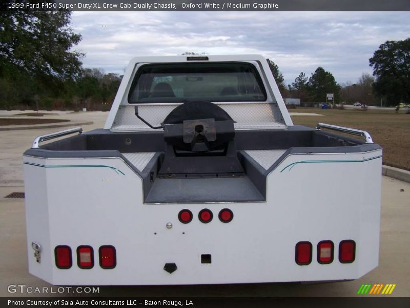 Oxford White / Medium Graphite 1999 Ford F450 Super Duty XL Crew Cab Dually Chassis