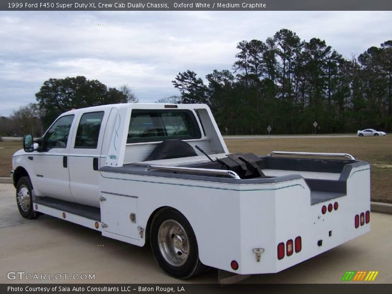 Oxford White / Medium Graphite 1999 Ford F450 Super Duty XL Crew Cab Dually Chassis