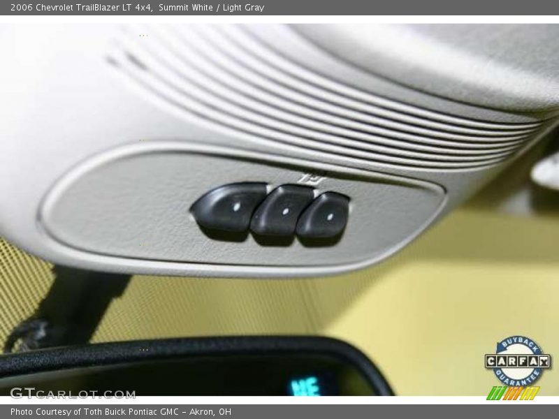 Summit White / Light Gray 2006 Chevrolet TrailBlazer LT 4x4