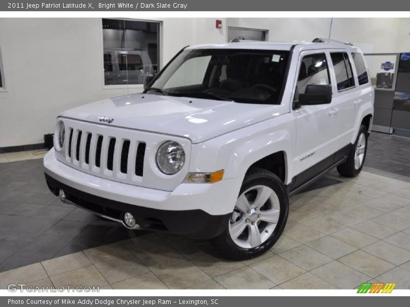 Bright White / Dark Slate Gray 2011 Jeep Patriot Latitude X