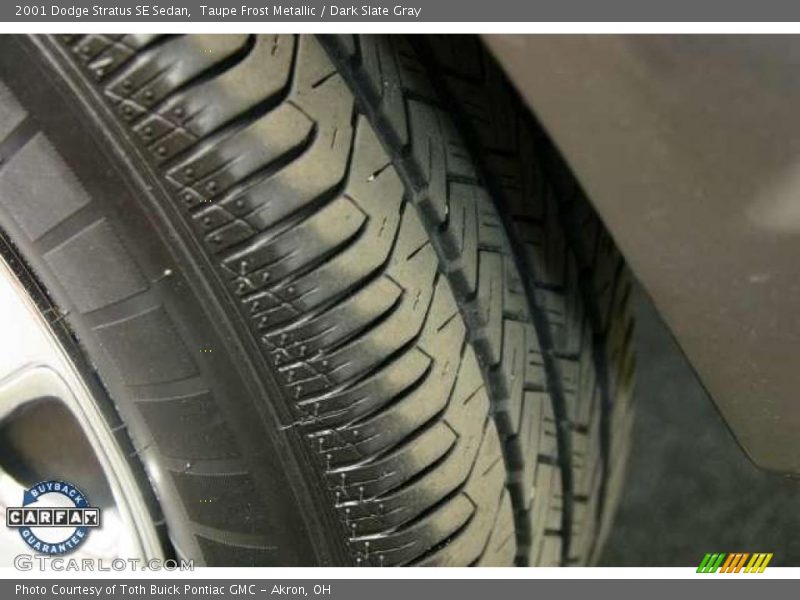 Taupe Frost Metallic / Dark Slate Gray 2001 Dodge Stratus SE Sedan