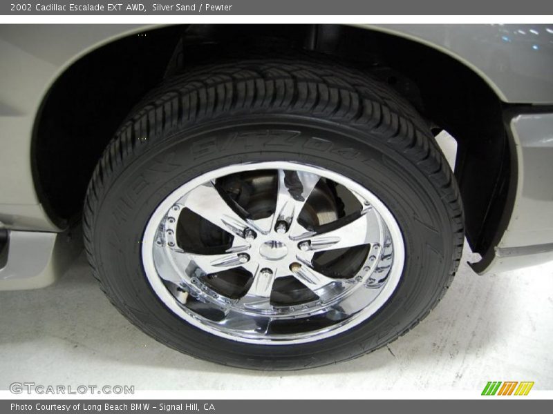 Custom Wheels of 2002 Escalade EXT AWD