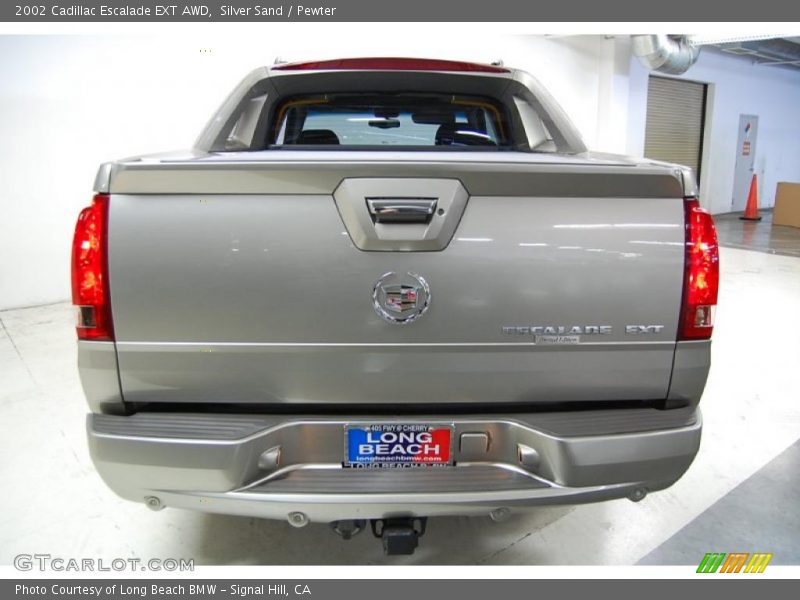 Silver Sand / Pewter 2002 Cadillac Escalade EXT AWD