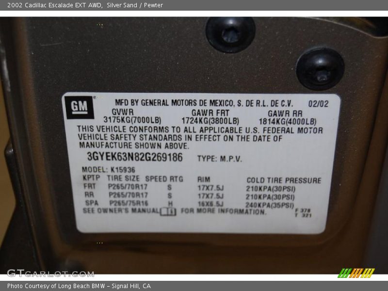 Silver Sand / Pewter 2002 Cadillac Escalade EXT AWD