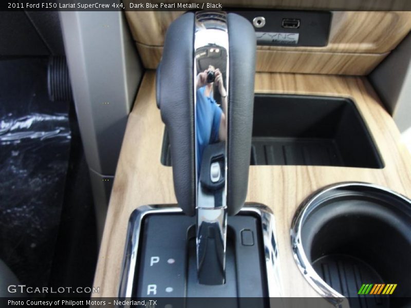 Dark Blue Pearl Metallic / Black 2011 Ford F150 Lariat SuperCrew 4x4