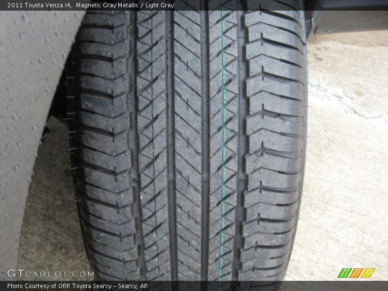 Magnetic Gray Metallic / Light Gray 2011 Toyota Venza I4