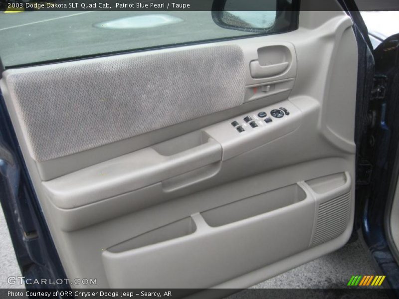 Door Panel of 2003 Dakota SLT Quad Cab