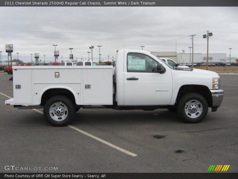 Summit White / Dark Titanium 2011 Chevrolet Silverado 2500HD Regular Cab Chassis