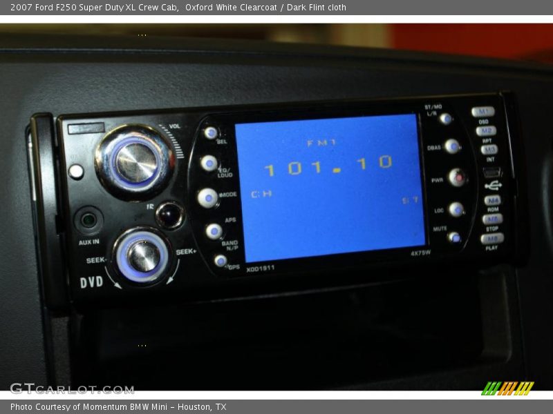 Oxford White Clearcoat / Dark Flint cloth 2007 Ford F250 Super Duty XL Crew Cab
