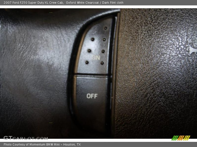 Oxford White Clearcoat / Dark Flint cloth 2007 Ford F250 Super Duty XL Crew Cab